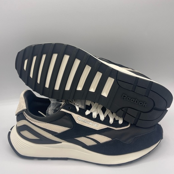 Reebok Classic Legacy AZ Men Athletic Sneaker Shoes - Picture 5 of 6